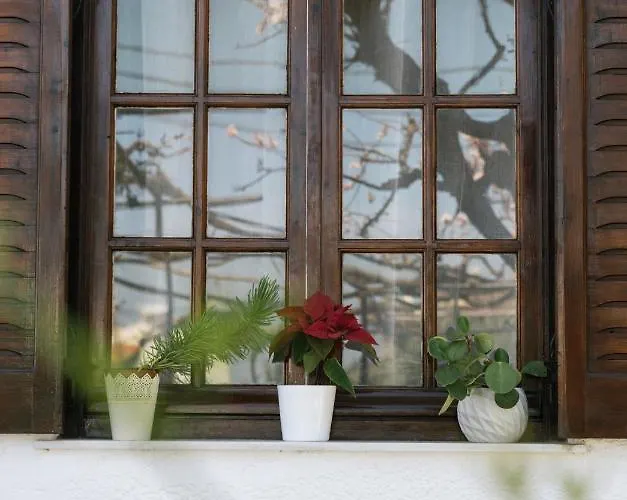 Village Herszonisszosz